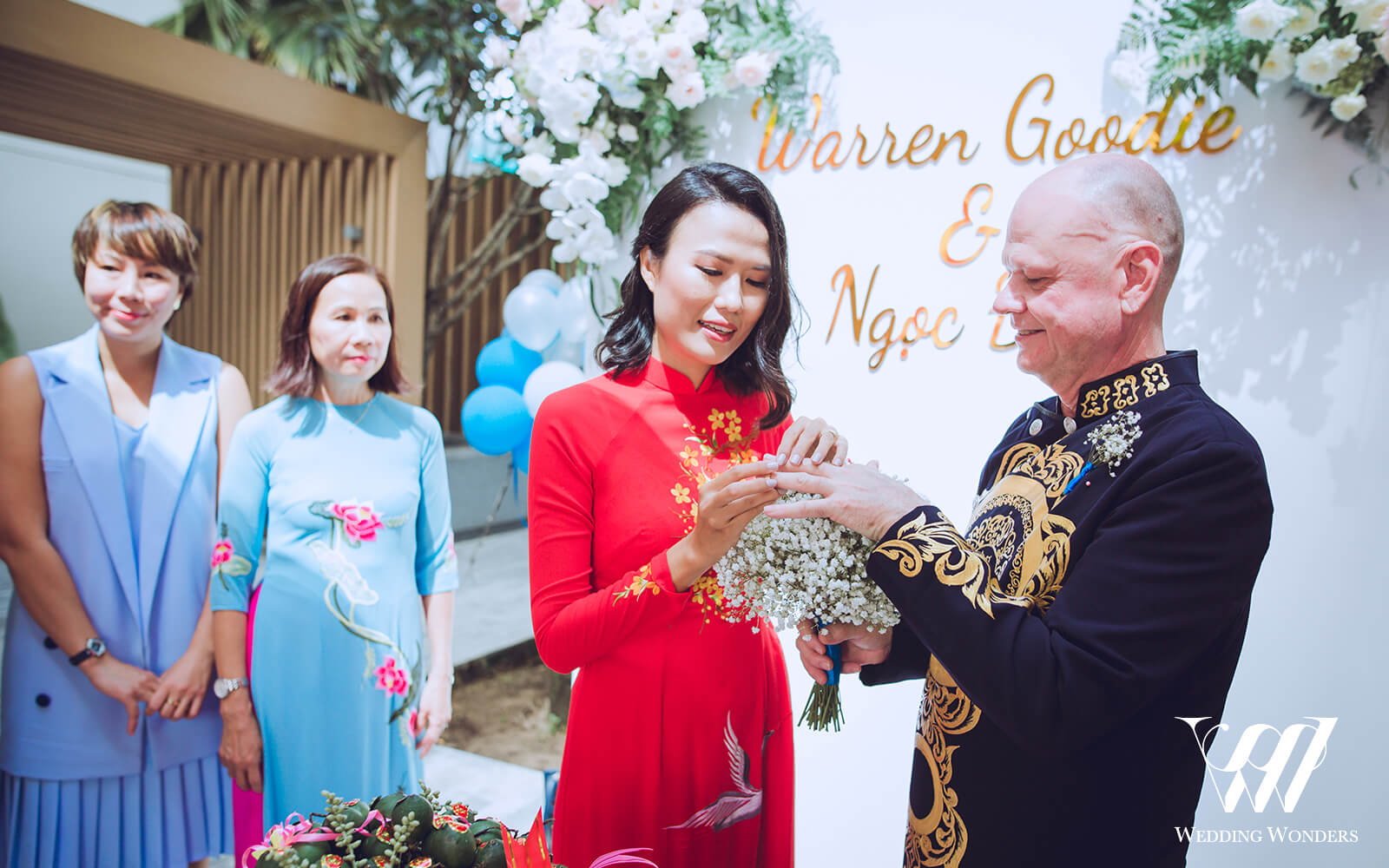 Read more about the article Kinh nghiệm chọn nhẫn cưới phù hợp nhất cho các cặp đôi