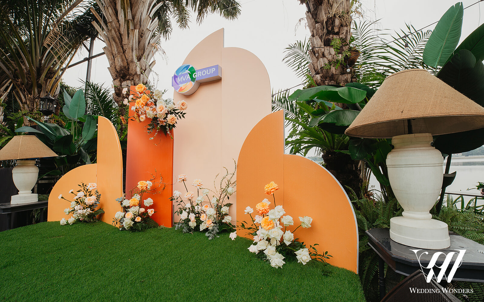 Year-end-party-MVA-by-Wedding-Wonders-Việt-Nam-Tổ-chức-trang-trí-sự-kiện-cao-cấp