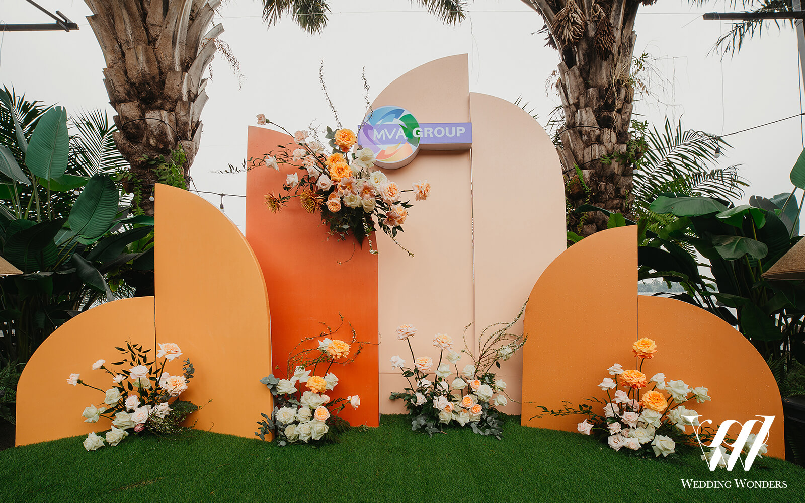 Year-end-party-MVA-by-Wedding-Wonders-Việt-Nam-Tổ-chức-trang-trí-sự-kiện-cao-cấp