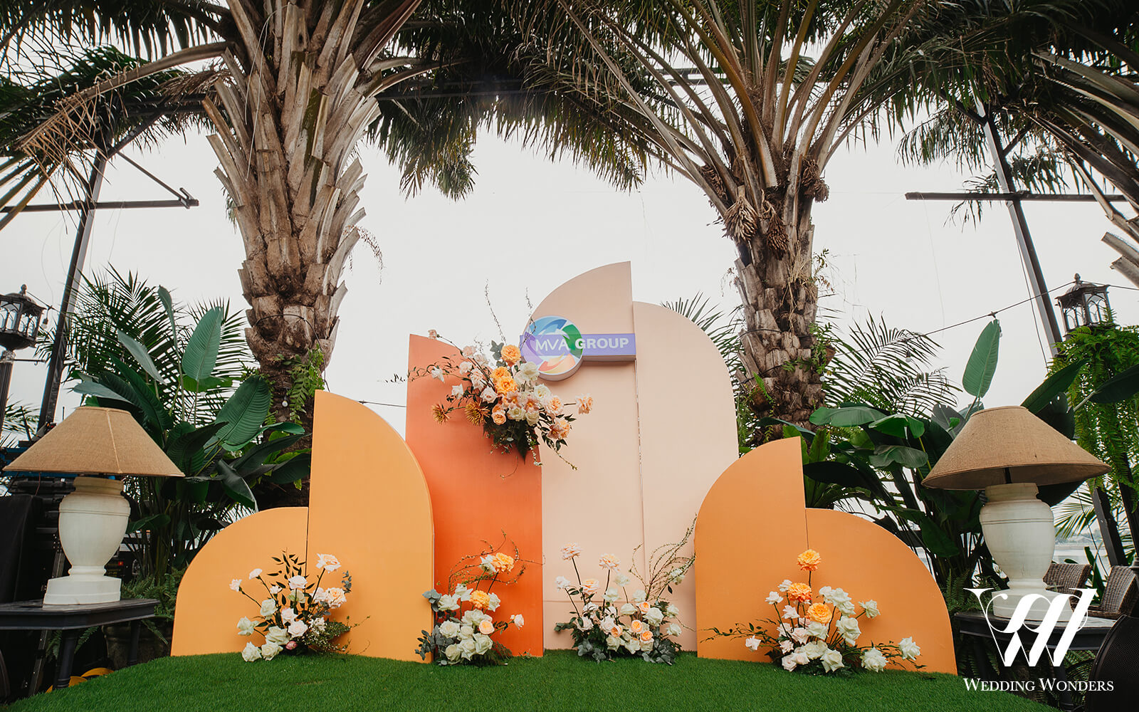 Year-end-party-MVA-by-Wedding-Wonders-Việt-Nam-Tổ-chức-trang-trí-sự-kiện-cao-cấp