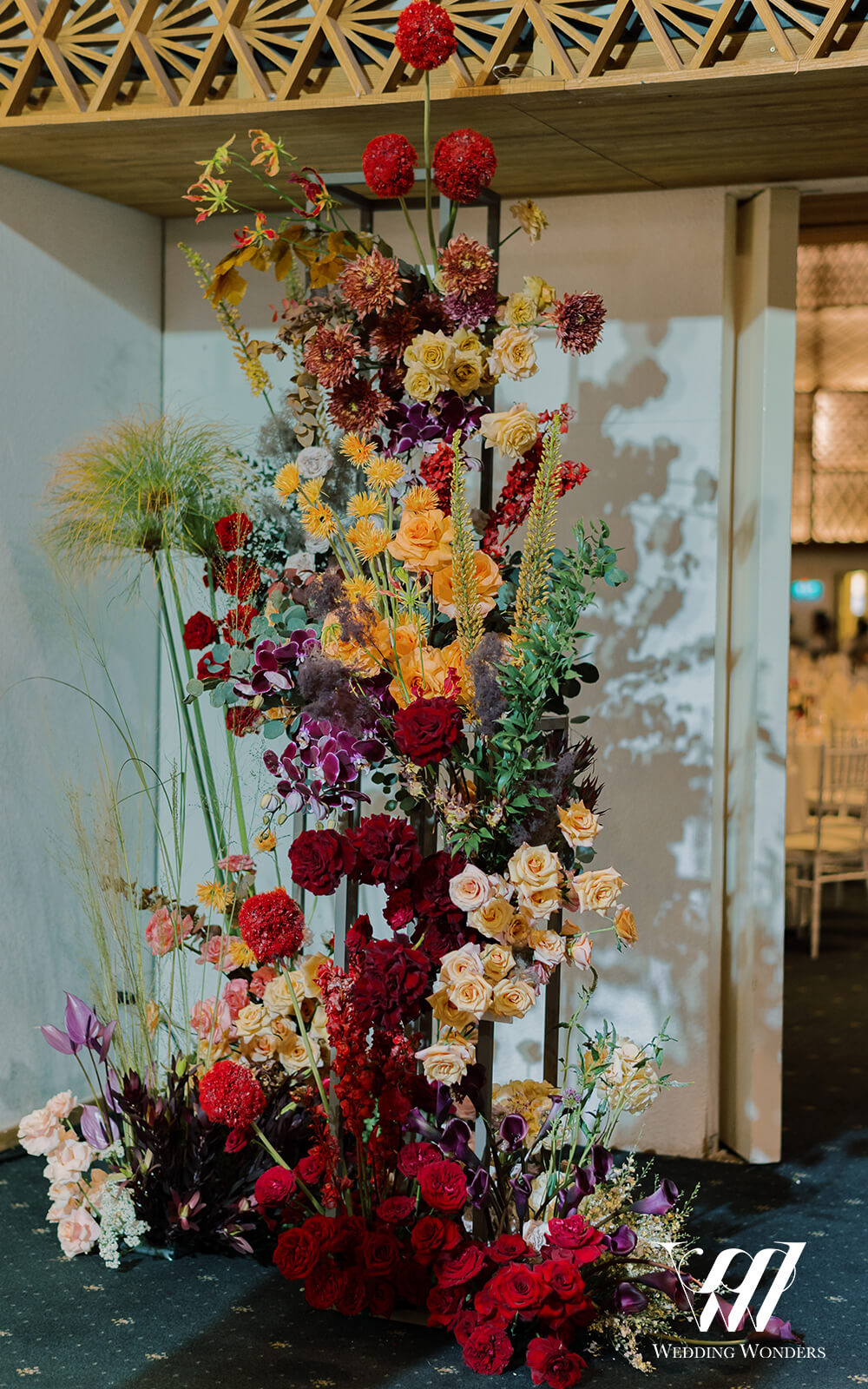 Cổng-hoa-tiệc-cưới-Hanh & Dienel-gem-center-Decor-by-Wedding-Wonders-Viet-Nam