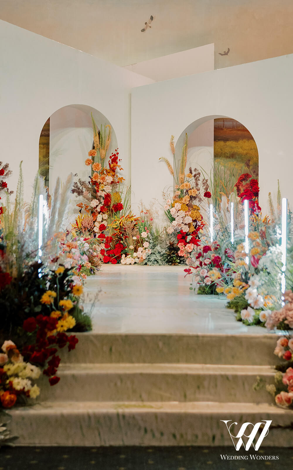 Lối-đi-tiệc-cưới-Hanh & Dienel-gem-center-Decor-by-Wedding-Wonders-Viet-Nam