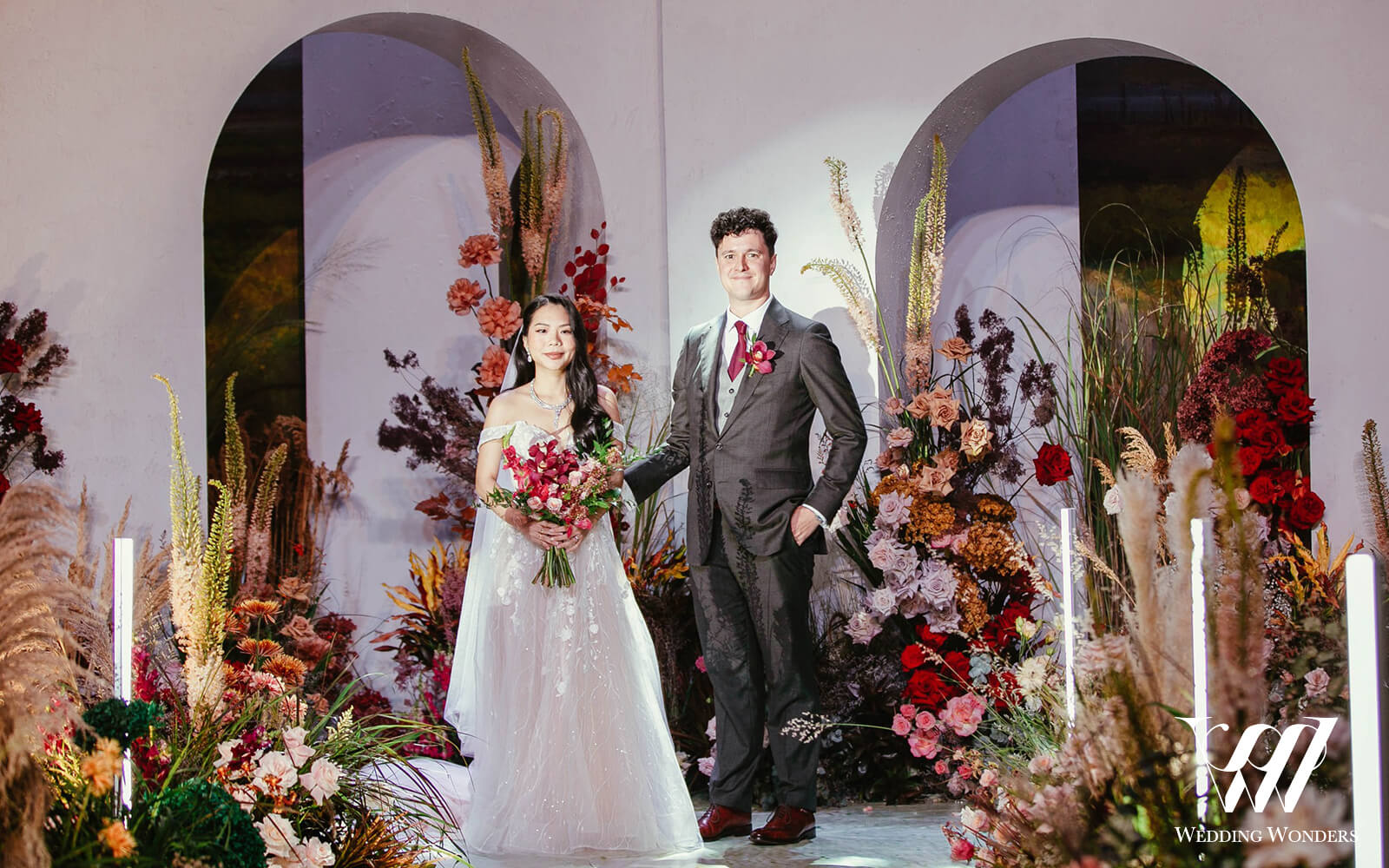 Hoa-cầm-tay-CD-tiệc-cưới-Hanh & Dienel-gem-center-Decor-by-Wedding-Wonders-Viet-Nam